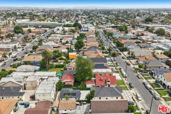 $1,038,800 | 227 West 41st Street, Los Angeles, CA 90037