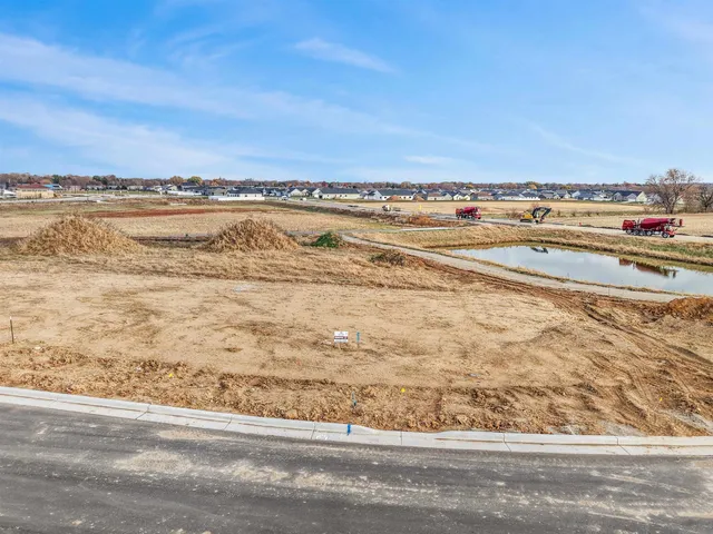 $89,900 | Lot 1 South Eight, Evansville, WI 53536