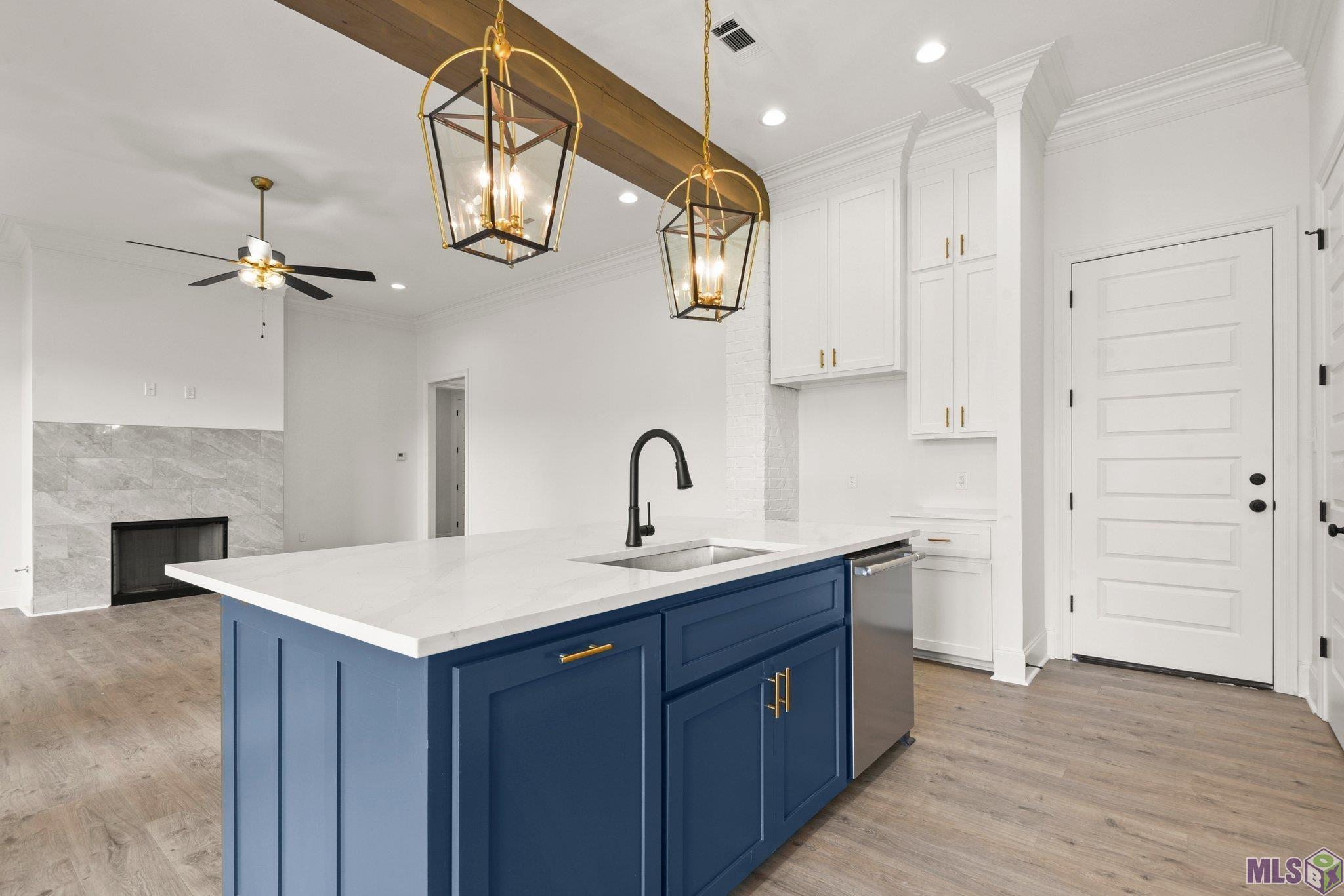 1148 Ivy Street Denham Springs, LA 70726 - Photo 4 of 22