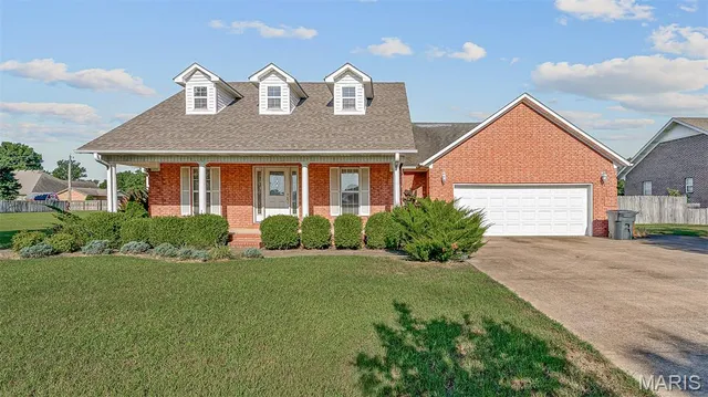 $229,000 | 1801 West Mallori Circle, Kennett, MO 63857