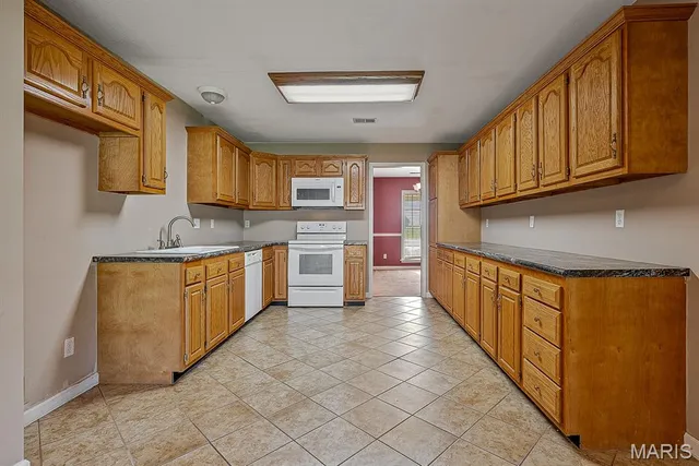 $229,000 | 1801 West Mallori Circle, Kennett, MO 63857