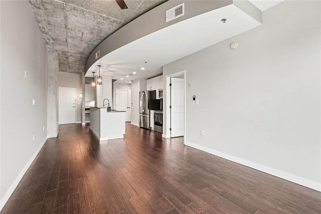 250 Pharr Road Northeast, Unit 315 Atlanta, GA 30305 - Photo 5 of 38 Gallery Image 5