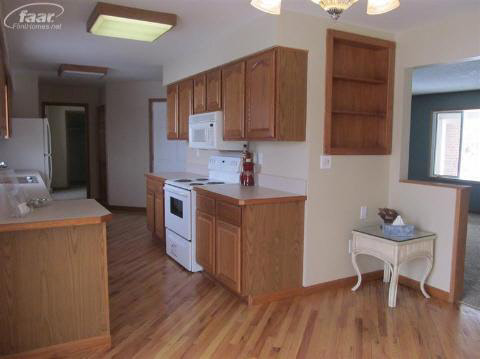 6354 Farrand Road Clio, MI 48420 - Photo 12 of 24 20346447-11.JPG
