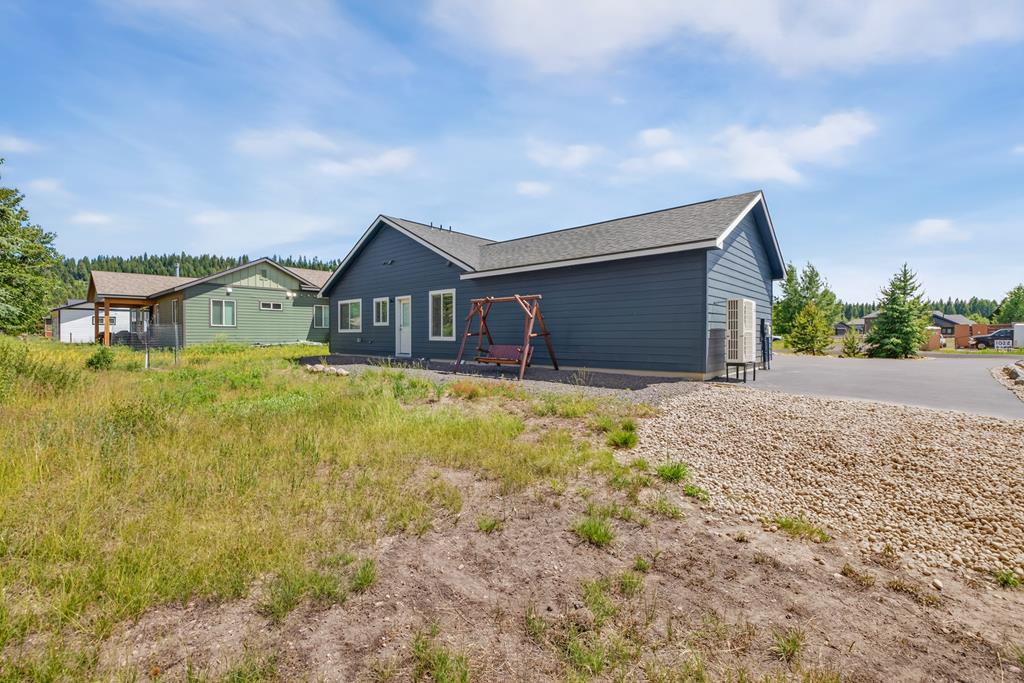1023 Kaitlyn Loop McCall, ID 83638 - Photo 36 of 38 Rear yard