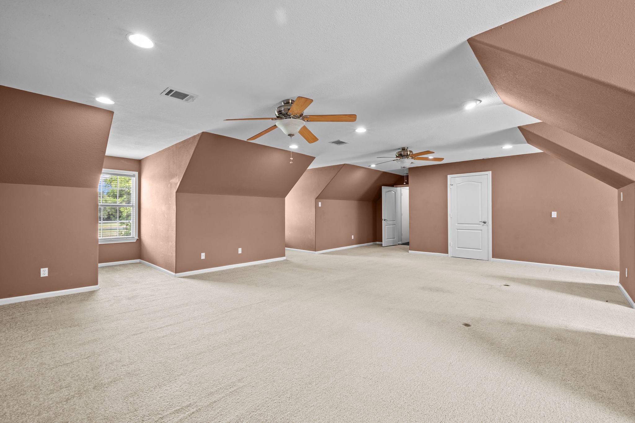 6410 Old Chocolate Bayou Road Manvel, TX 77578 - Photo 24 of 49 Look at all this room for activities.