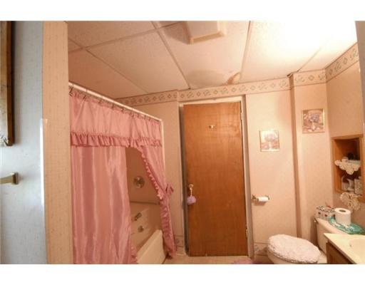 335-337 Shady Road Smithfield, PA 15478 - Photo 6 of 18 Full Bath. 1st Floor bath
