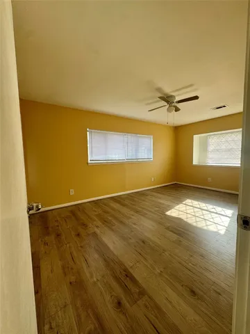 $2,300 | 8418 Hazen Street, Houston, TX 77036