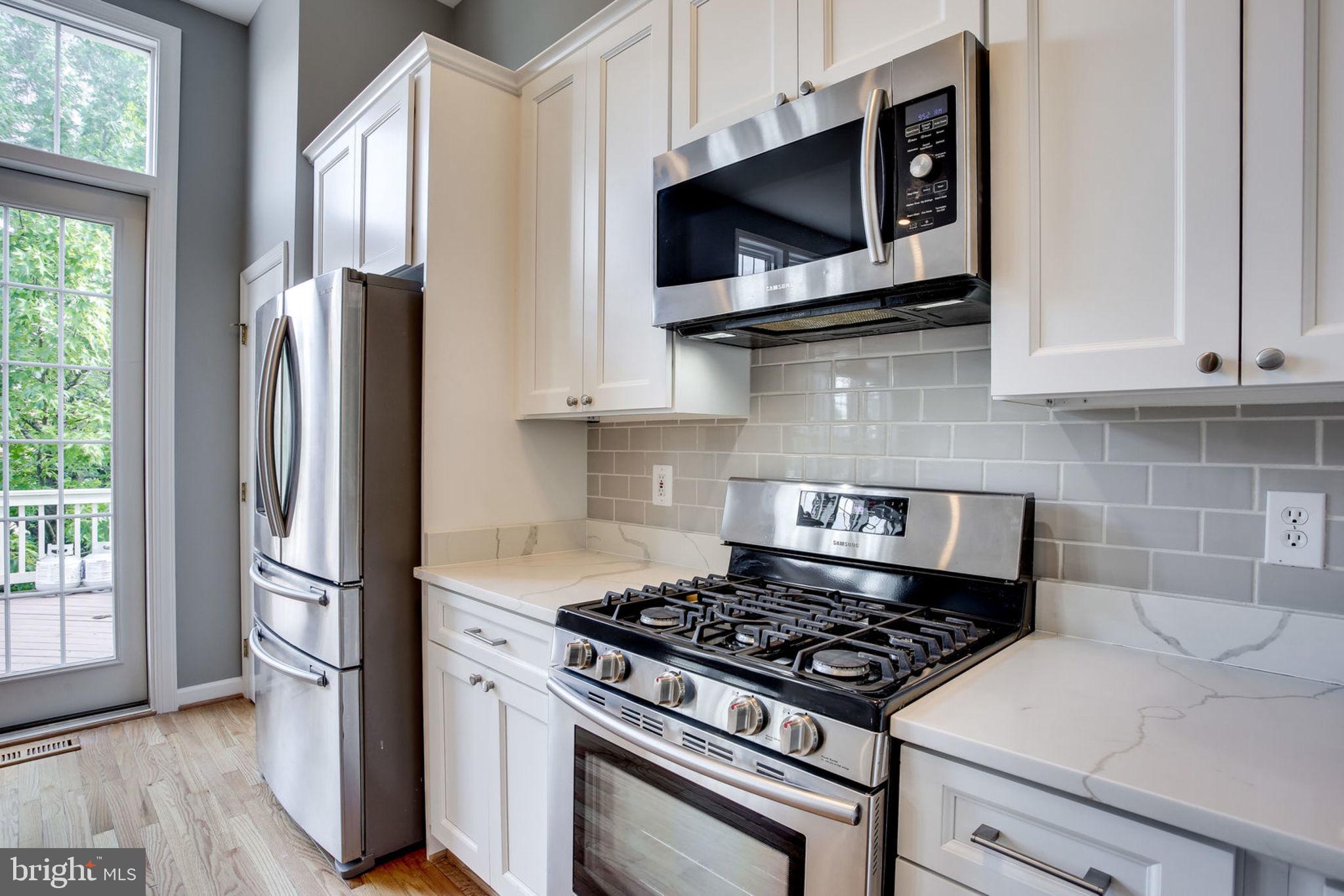 12170 Tryton Way Reston, VA 20190 - Photo 15 of 51