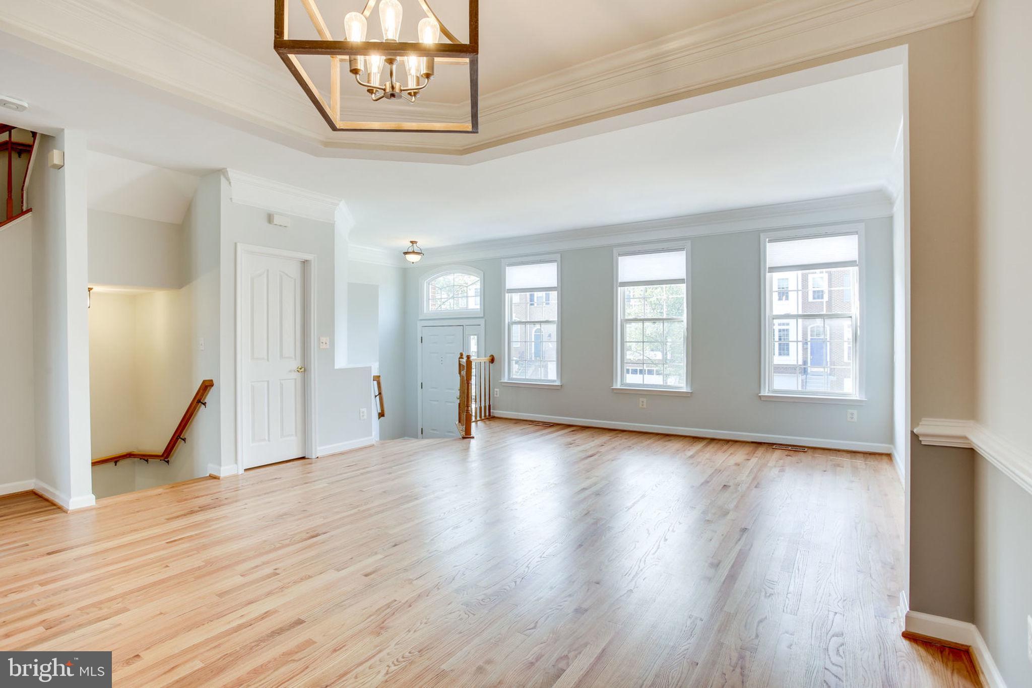 12170 Tryton Way Reston, VA 20190 - Photo 7 of 51