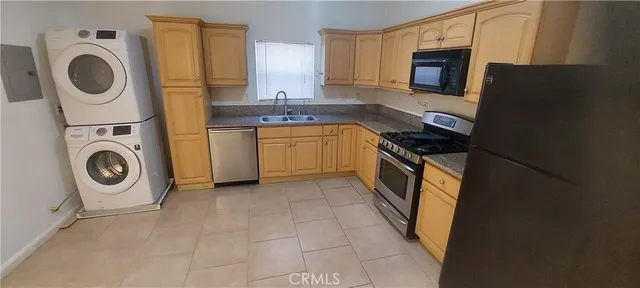 $2,795 | 2818-2818 South Bronson Avenue, Unit B, Los Angeles, CA 90018