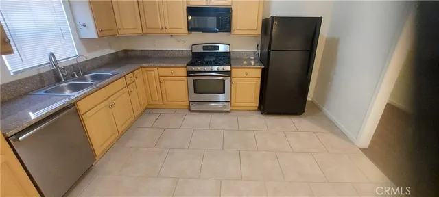 $2,795 | 2818-2818 South Bronson Avenue, Unit B, Los Angeles, CA 90018