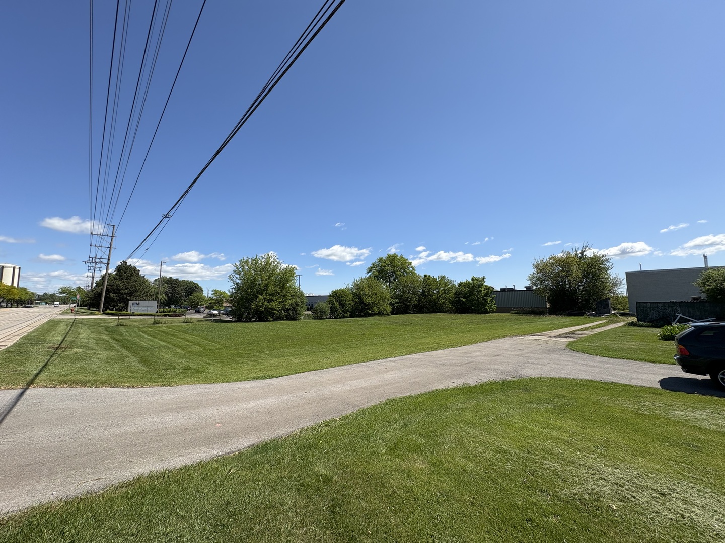 1033 Wheeling Road Wheeling, IL 60090 - Photo 5 of 8 a view of a park