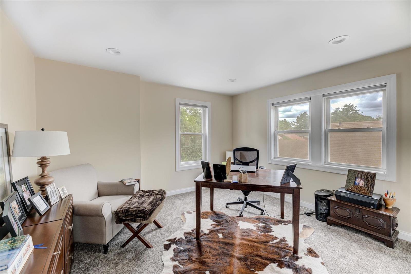 404 South Hanley Road, Unit 2S St. Louis, MO 63105 - Photo 16 of 25