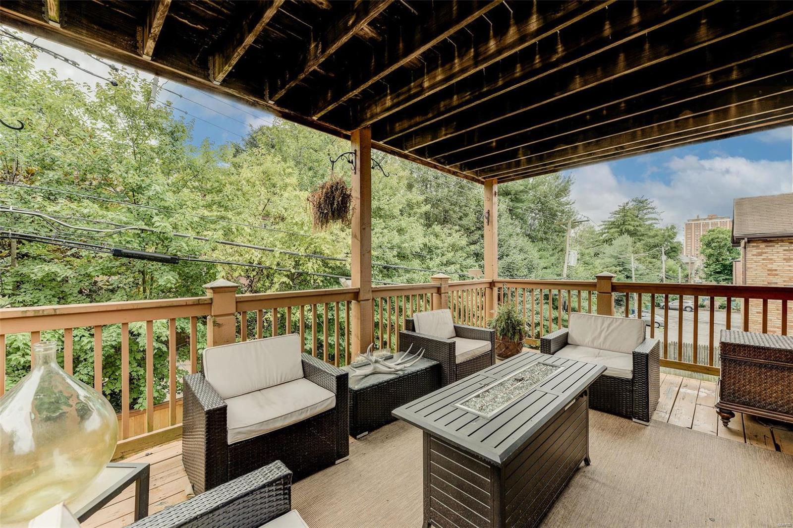 404 South Hanley Road, Unit 2S St. Louis, MO 63105 - Photo 17 of 25