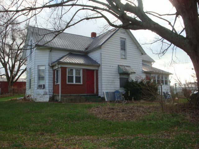 2304 South Cauble Road Salem, IN 47167 - Photo 1 of 36