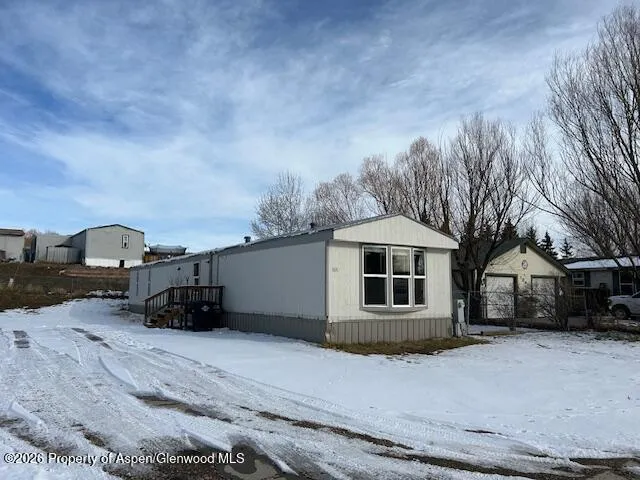 $1,400 | 1105 Aspen Avenue, Craig, CO 81625
