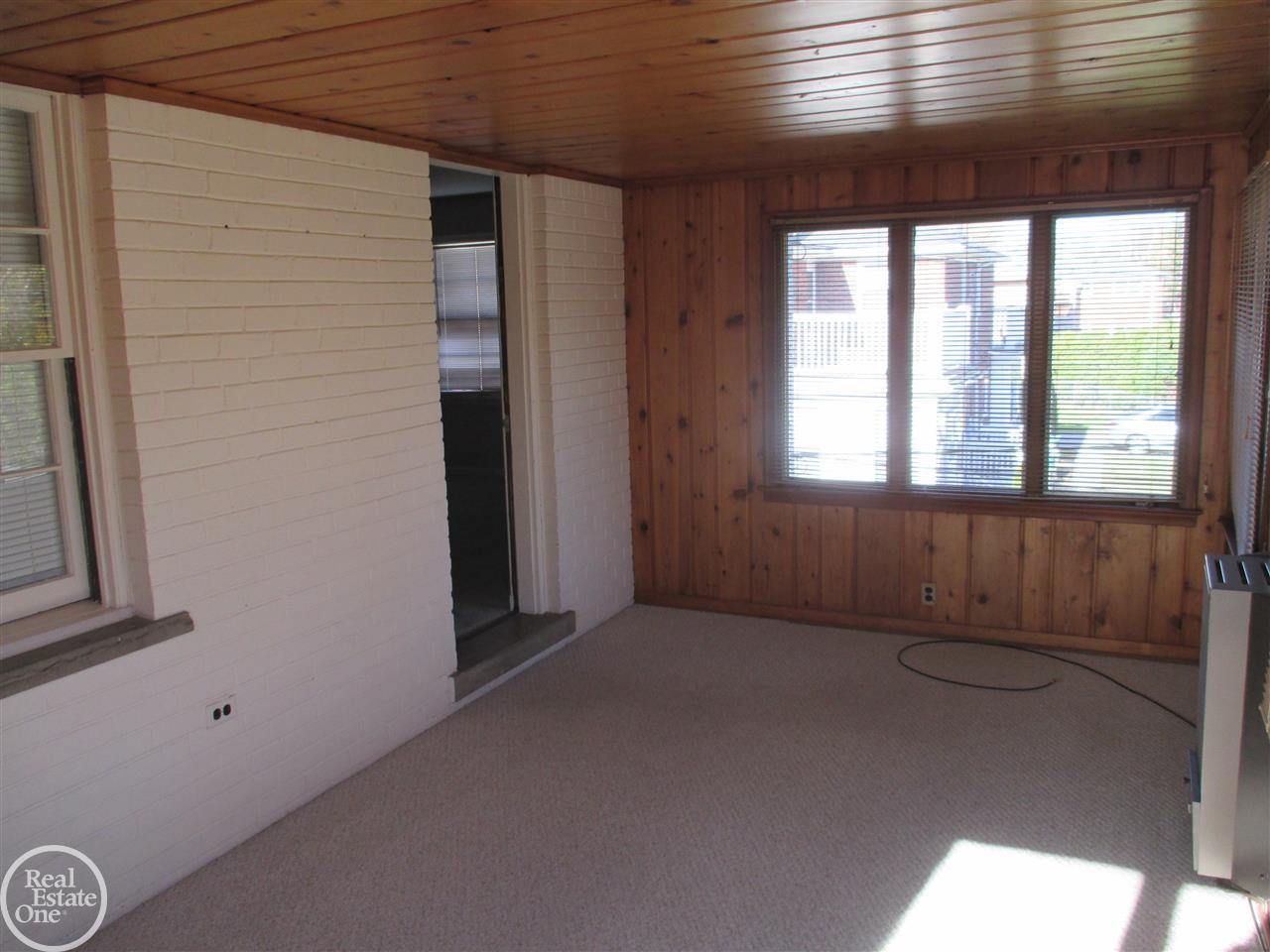 840 Harcourt Road Grosse Pointe Park, MI 48230 - Photo 4 of 27
