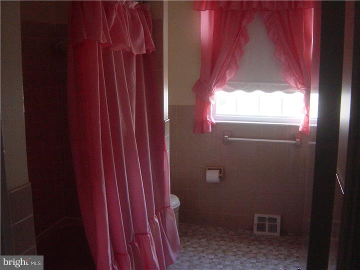 712 Timber Trail Lane Springfield, PA 19064 - Photo 12 of 17 Half Bath