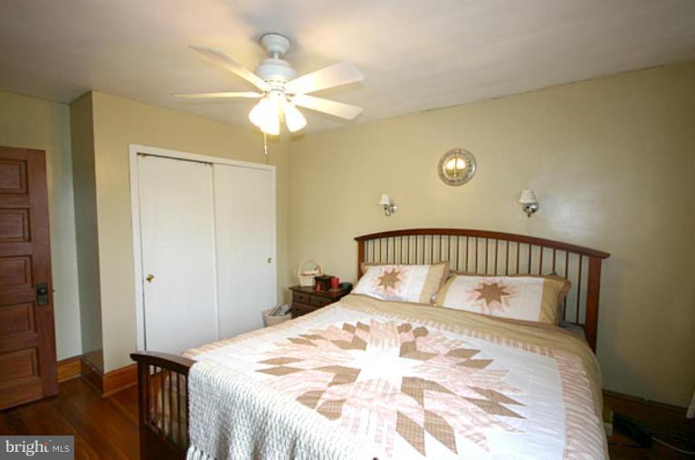 5604 Pilgrim Road Baltimore, MD 21214 - Photo 17 of 20 Master Bedroom