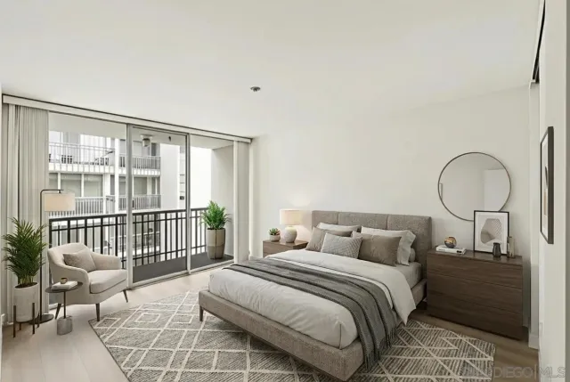 $865,000 | 727 Sapphire Street, Unit 301, San Diego, CA 92109