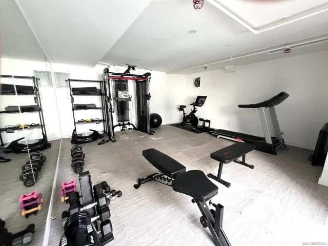 $865,000 | 727 Sapphire Street, Unit 301, San Diego, CA 92109