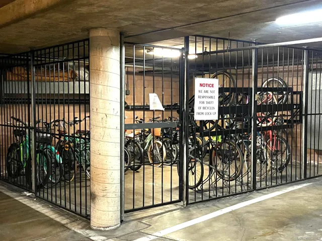 $865,000 | 727 Sapphire Street, Unit 301, San Diego, CA 92109