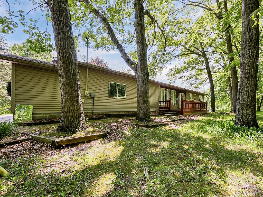 15068 Eddy Lake Road Fenton, MI 48430 - Photo 34 of 41