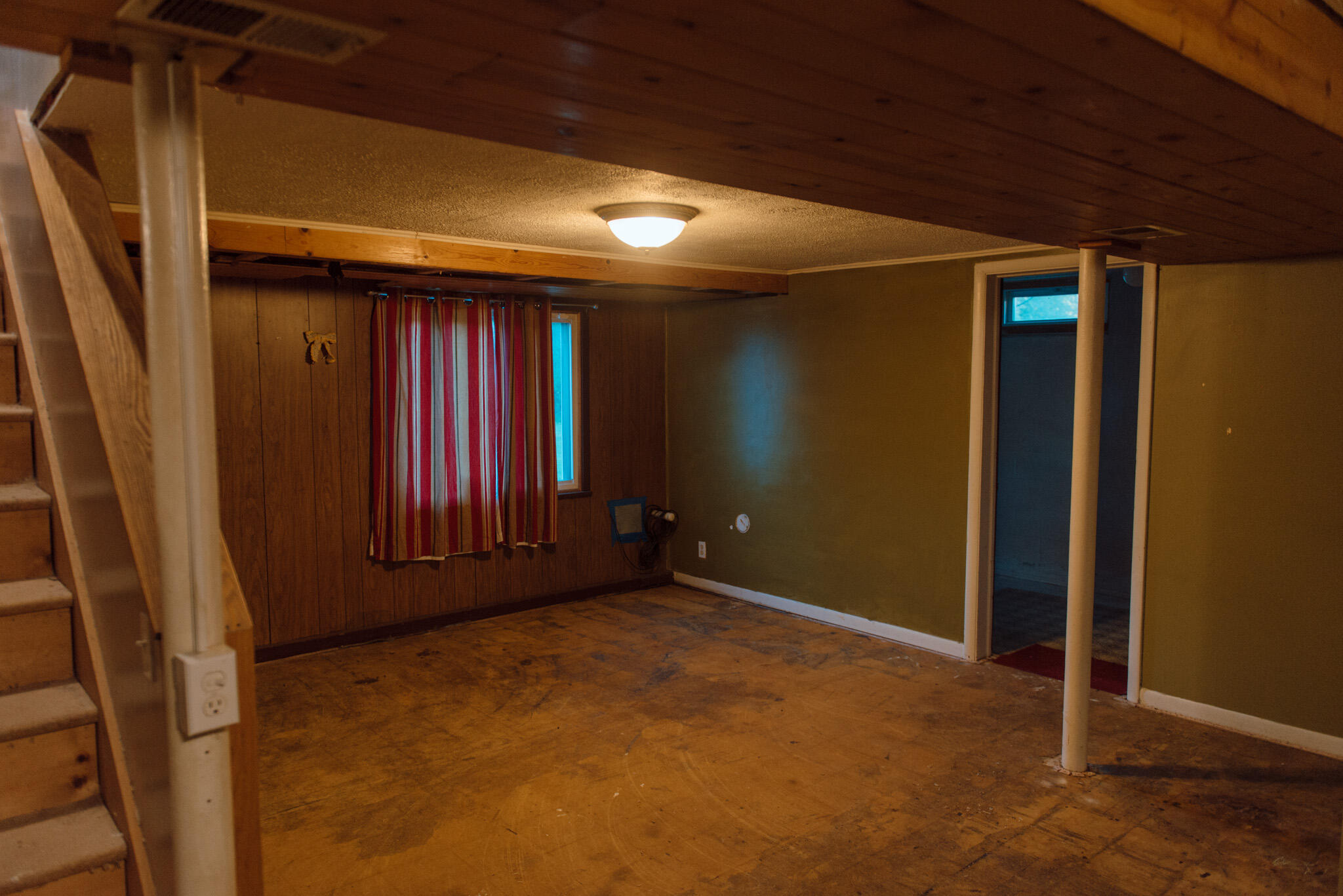 11300 North 6 Lakes Road Six Lakes, MI 48886 - Photo 33 of 35 DSC_0717