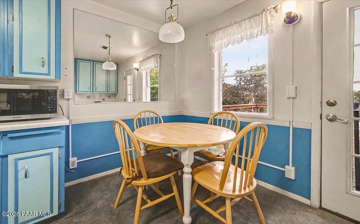 554 Roma Avenue Prescott, AZ 86301 - Photo 9 of 21 09-Dining