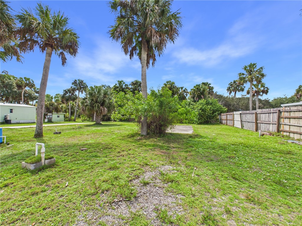 6305 Dunn Runnin Road Sebastian, FL 32958 - Photo 7 of 25 Gallery Image 7