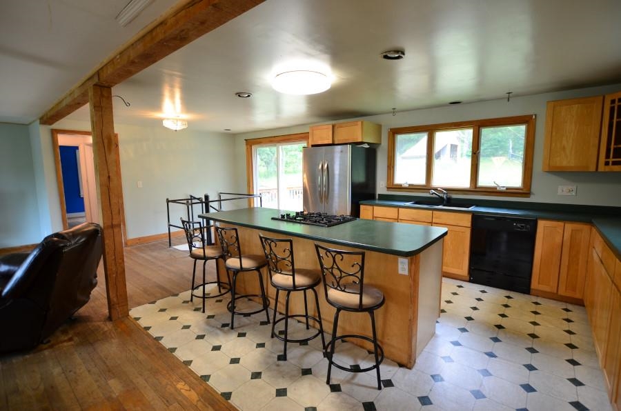 83 Slip Road Greenfield, NH 03047 - Photo 3 of 40