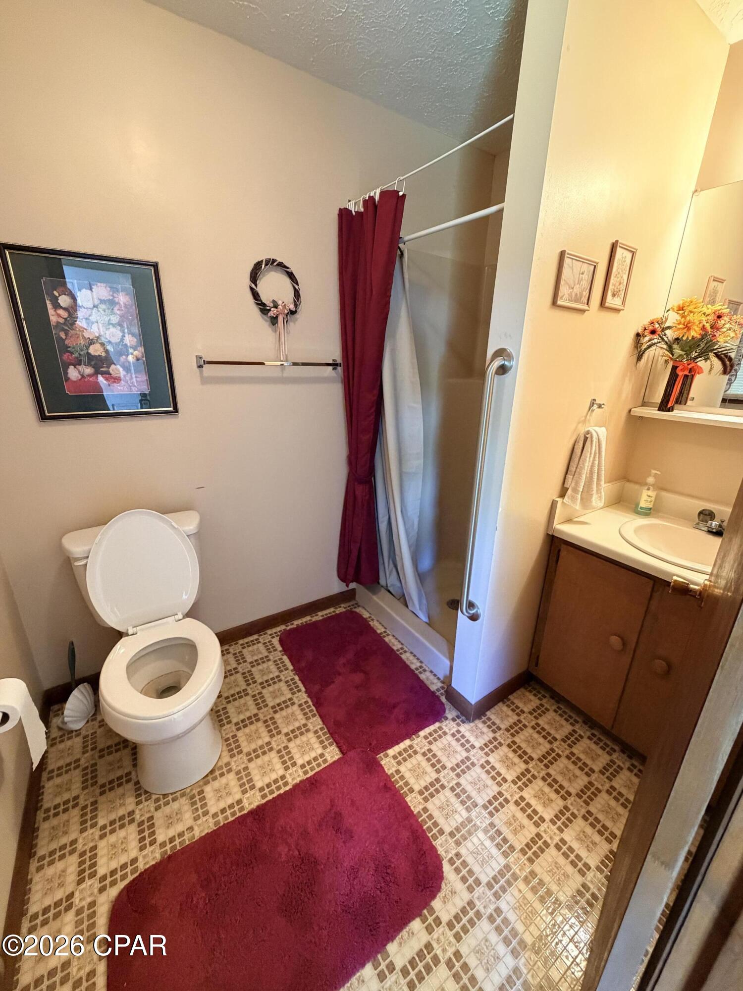 5373 8th Street Malone, FL 32445 - Photo 4 of 17