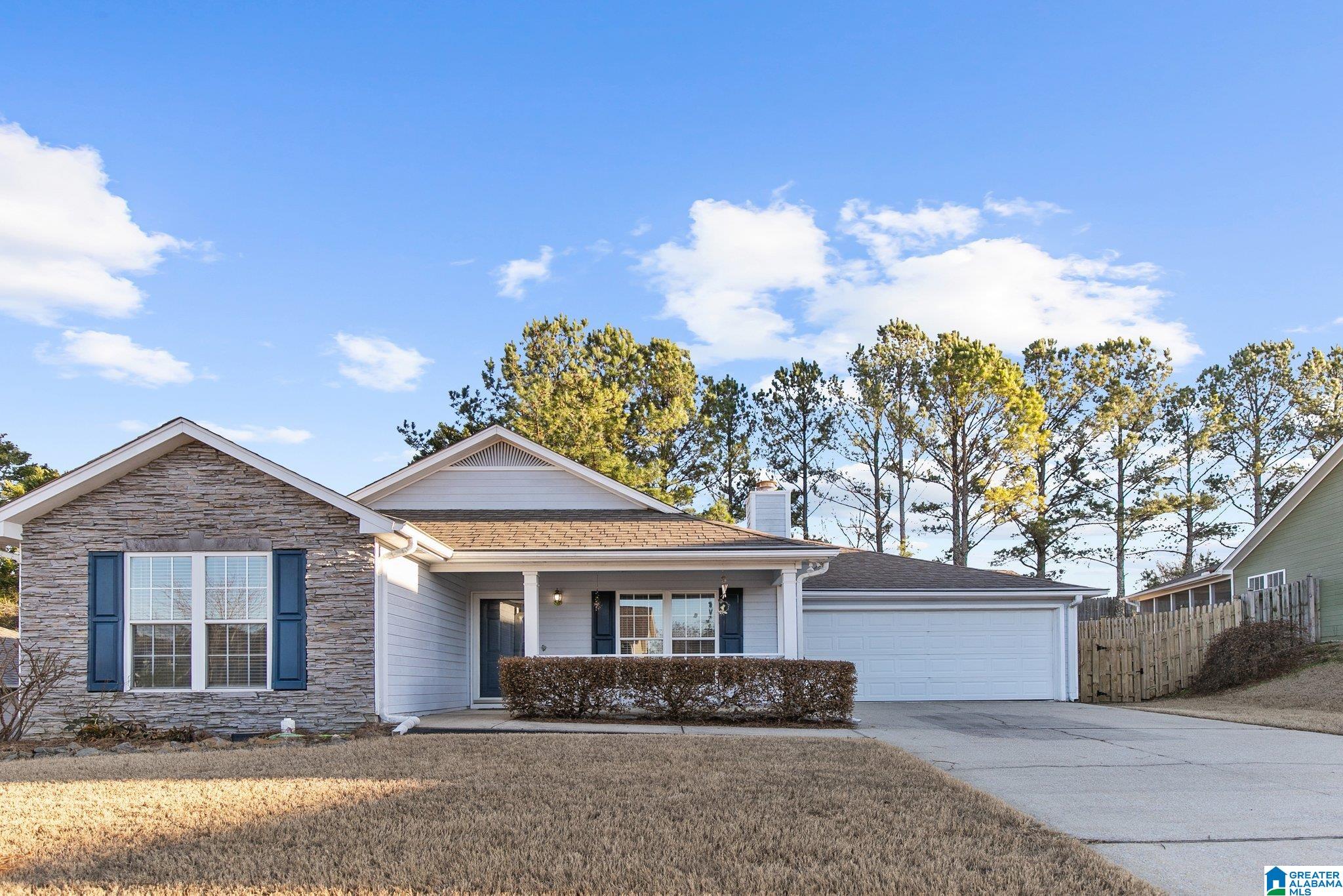 136 Belvedere Place Alabaster, AL 35007 - Photo 3 of 38