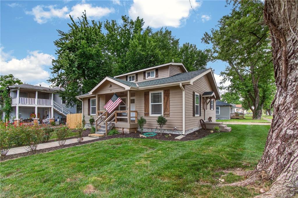 300 West Pine Street Butler, MO 64730 - Photo 1 of 41