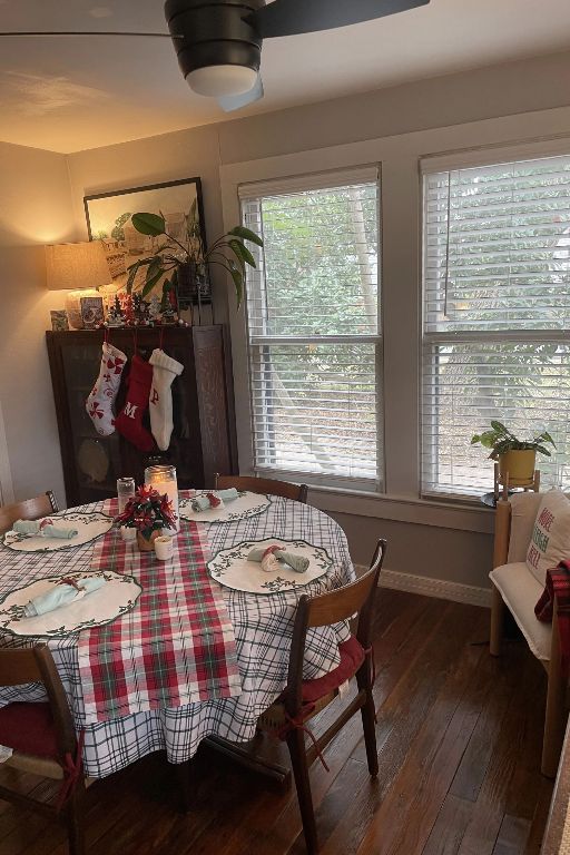 200 South Cedar Street Buda, TX 78610 - Photo 4 of 21 Upon entry -dining to the right