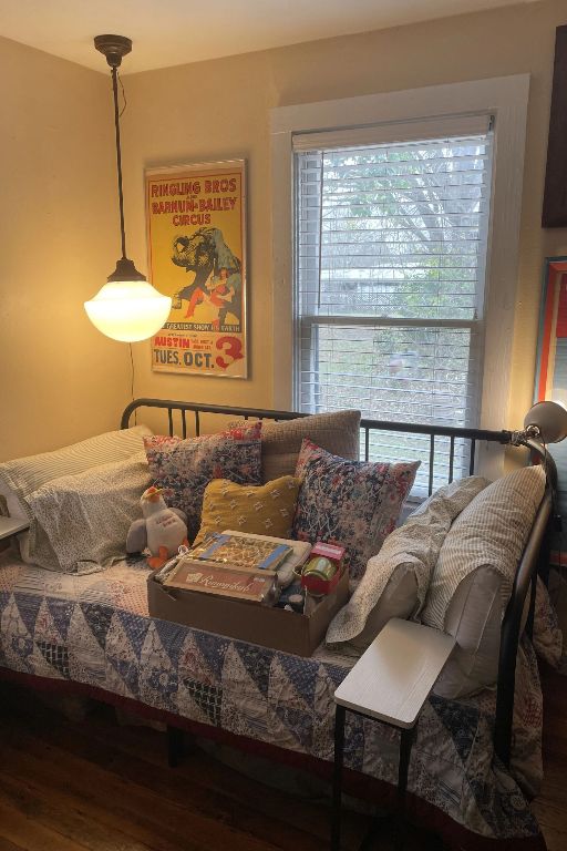 200 South Cedar Street Buda, TX 78610 - Photo 7 of 21 Second bedroom