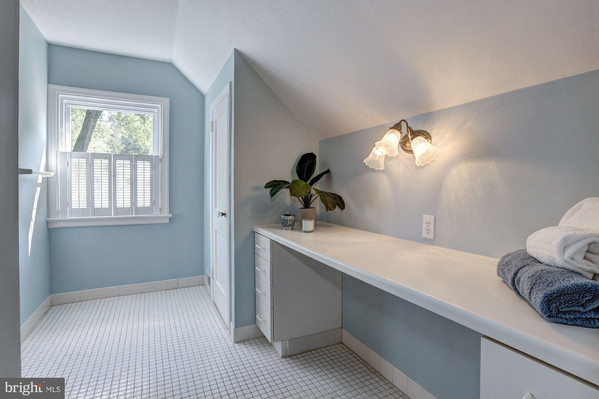 2519 Mason Street Silver Spring, MD 20902 - Photo 31 of 46 Bathroom #2
