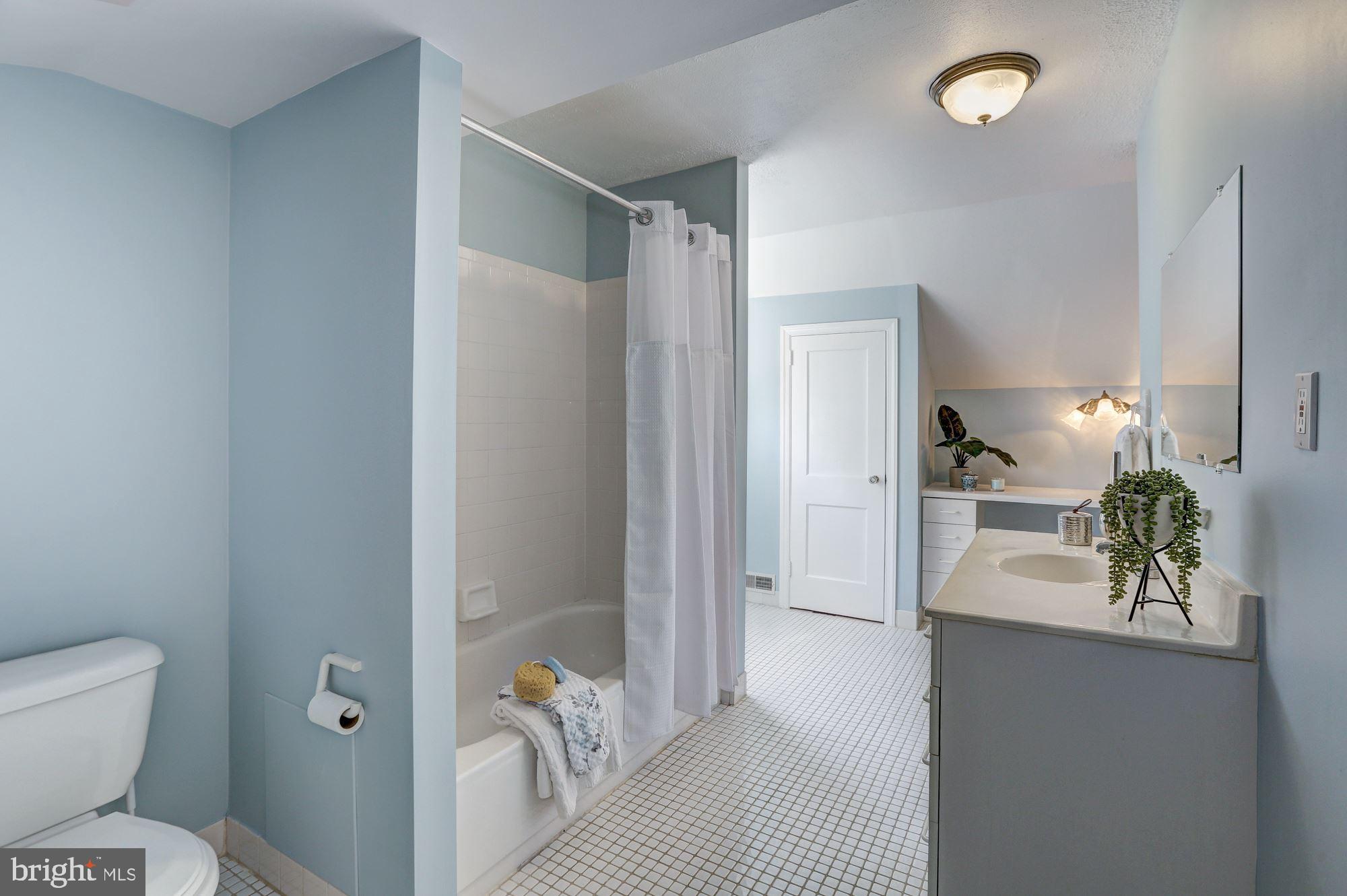 2519 Mason Street Silver Spring, MD 20902 - Photo 33 of 46 Bathroom #2