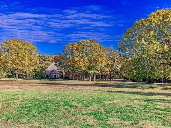 $4,995 | 1606 South Hyde Park Avenue, Denison, TX 75020
