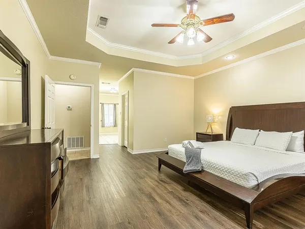 $5,485 | 1606 South Hyde Park Avenue, Denison, TX 75020