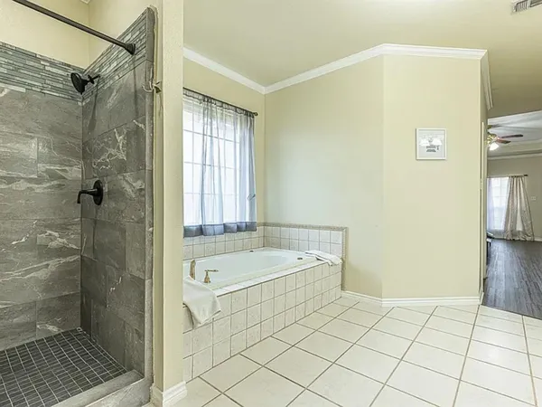 $4,995 | 1606 South Hyde Park Avenue, Denison, TX 75020