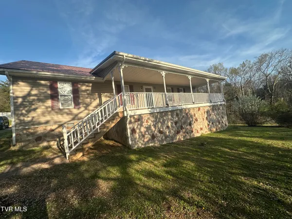 $299,900 | 384 Bridgefield Way, Newport, TN 37821