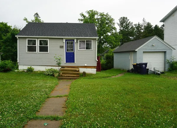$109,900 | 226 South Grant Street, Ellsworth, WI 54011