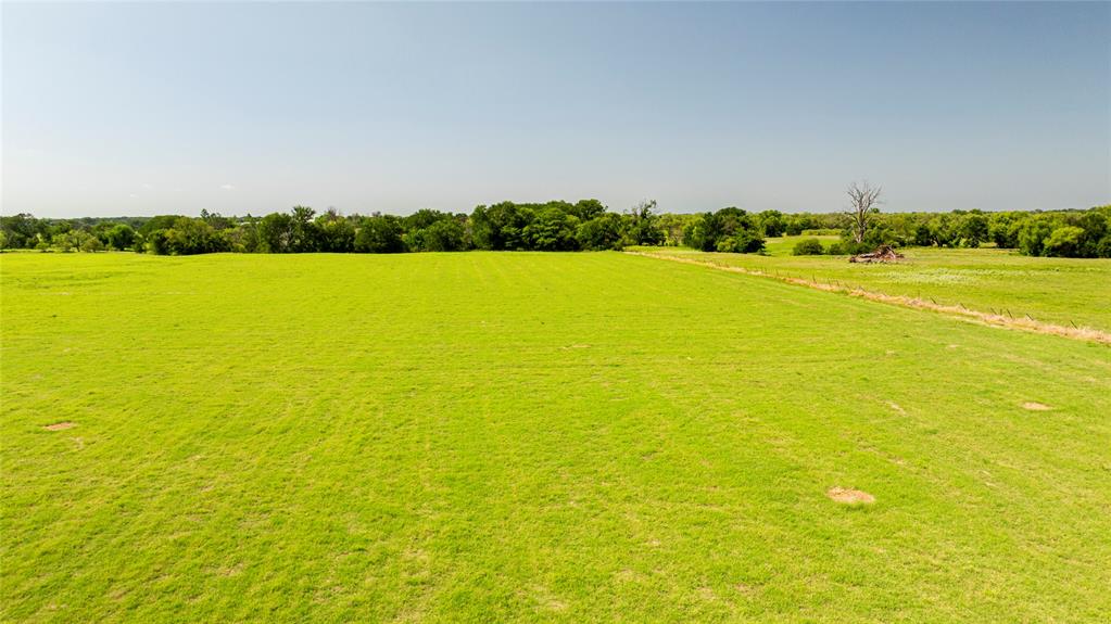 12520 Fm 455 E Pilot Point East Pilot Point, TX 76258 - Photo 31 of 37 a view of an ocean from a yard