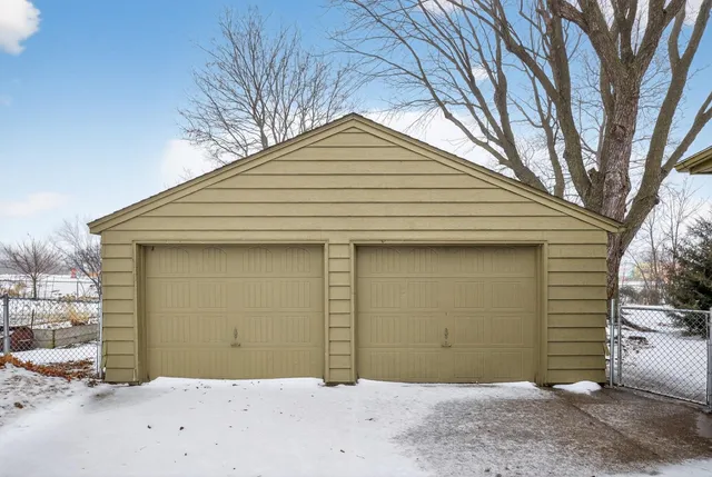 $239,900 | 304 16th Avenue Northeast, Austin, MN 55912