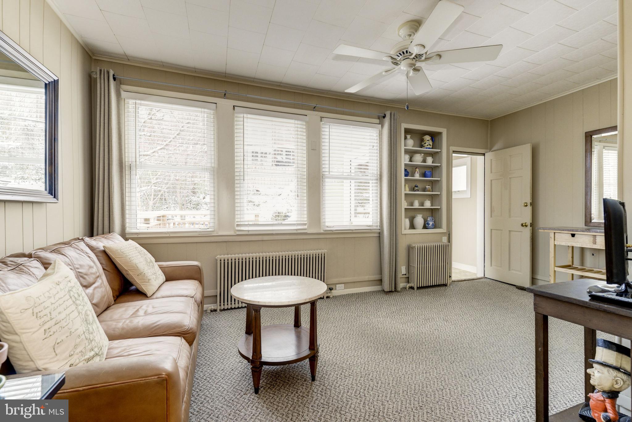 2204 Tunlaw Road Northwest Washington, DC 20007 - Photo 17 of 38 Family Room