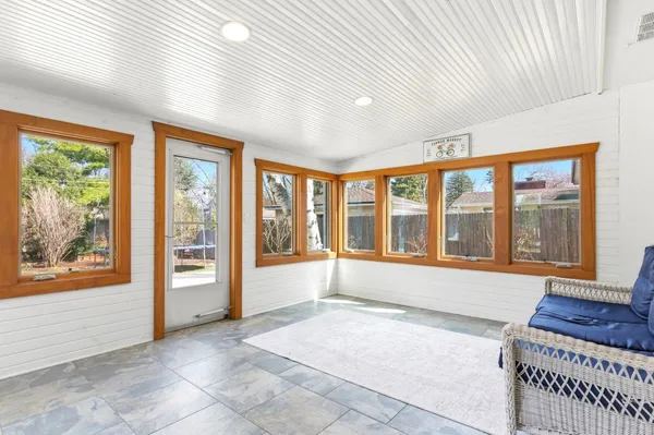 $549,000 | 329 Tanoak Lane, Naperville, IL 60540