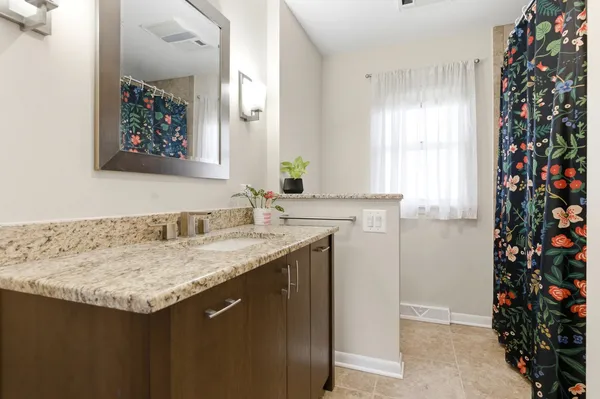 $549,000 | 329 Tanoak Lane, Naperville, IL 60540