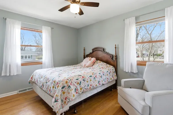 $549,000 | 329 Tanoak Lane, Naperville, IL 60540