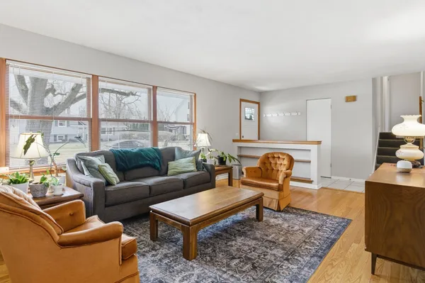 $549,000 | 329 Tanoak Lane, Naperville, IL 60540